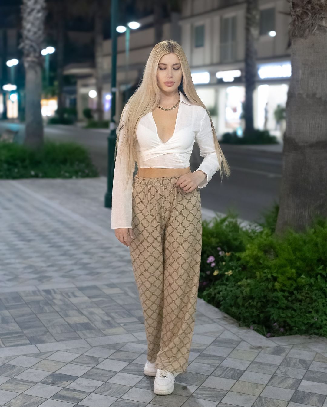 SB Couture MONOGRAM WIDE LEG PANTS - Beige - unisex pantaloni lunghi stampa all over pattern